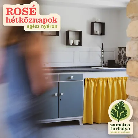 Zamatos Turbolya Kisház és Wellness * Pannonhalma